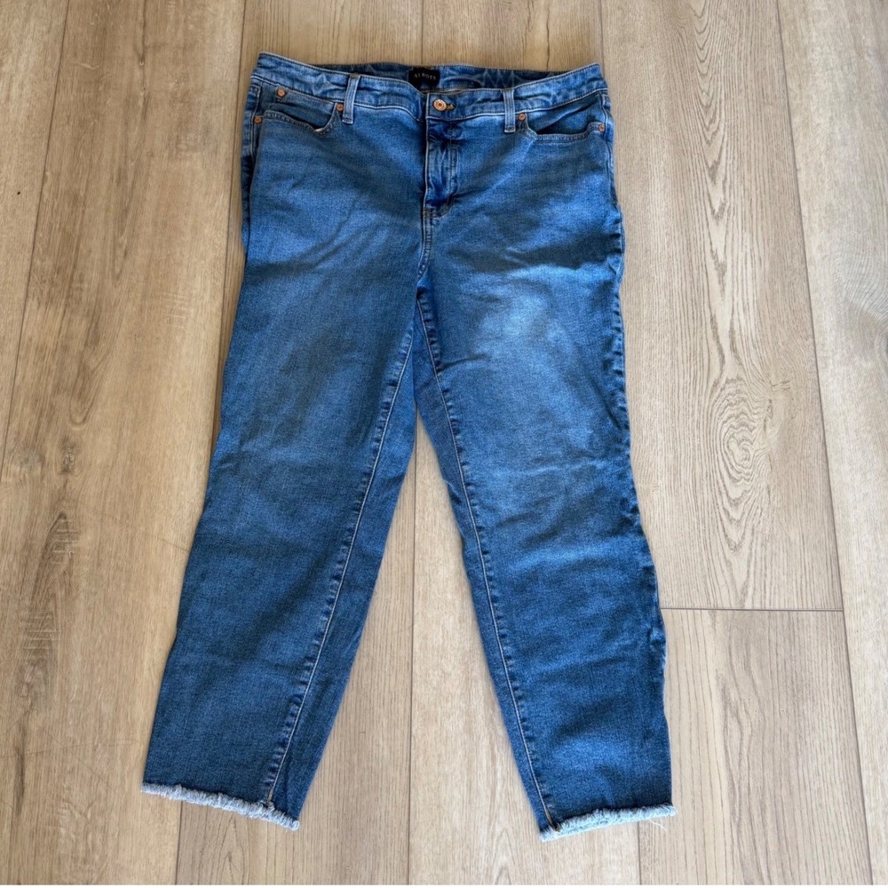 Talbots Slim Ankle Jeans Women's 14P Med Wash Frayed Hem Petite Denim Blue EUC